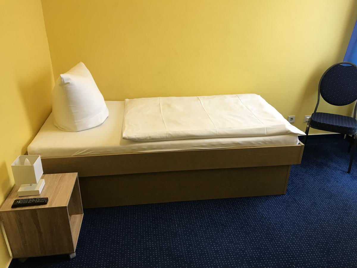 Hotel Km Ντάρμσταντ Εξωτερικό φωτογραφία